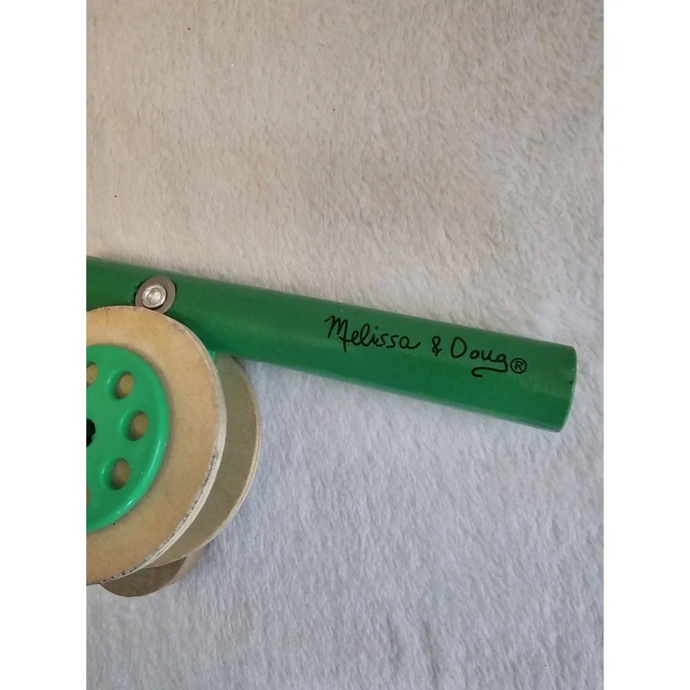 Fishing rod Toy Toddler Melissa‎ & Doug Blue, Wood, Magnetic Sinker, reel, Line.